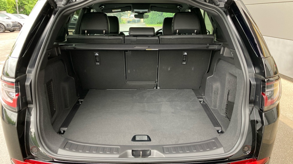 Land Rover Discovery Sport 2.0 D200 Metropolitan 5dr Auto [5 Seat] Diesel Station Wagon - Image 10
