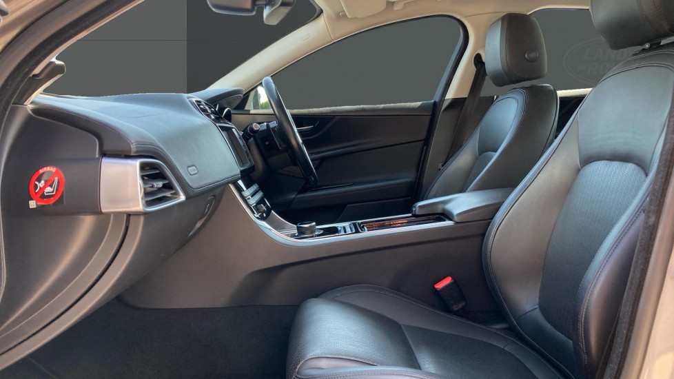 Jaguar XE 2.0d [180] Portfolio 4dr Auto Diesel Saloon - Image 3