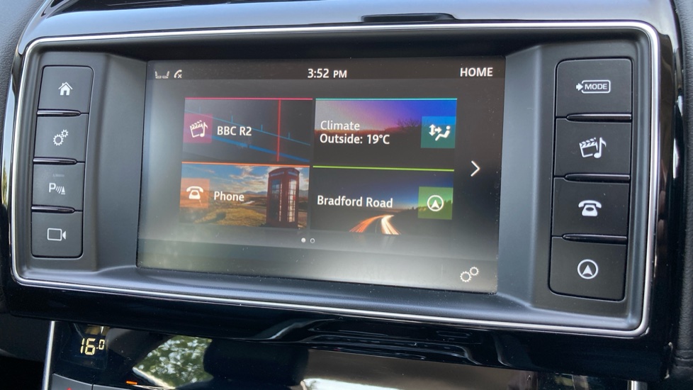Jaguar XE 2.0d [180] Portfolio 4dr Auto Diesel Saloon - Image 28