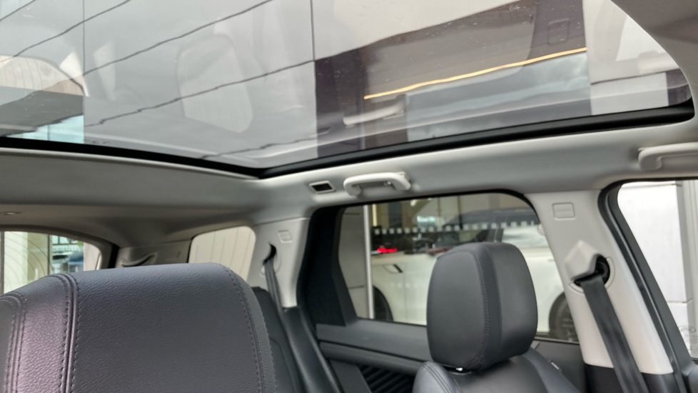 Land Rover Discovery Sport 2.0 D180 SE 5dr Auto Diesel Station Wagon - Image 35