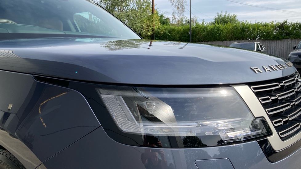 Land Rover Range Rover 3.0 D350 Autobiography 4dr Auto Diesel Estate - Image 17