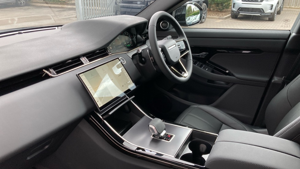 Land Rover Range Rover Evoque 1.5 P270e Dynamic SE 5dr Auto Hatchback - Image 53