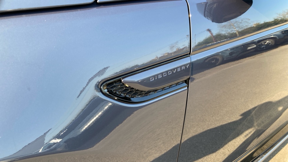 Land Rover Discovery Sport 2.0 D200 Landmark 5dr Auto [5 Seat] Diesel Station Wagon - Image 30