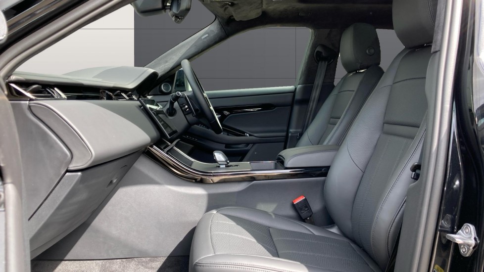 Land Rover Range Rover Evoque 2.0 D200 Autobiography 5dr Auto [Revised] Diesel Hatchback - Image 3