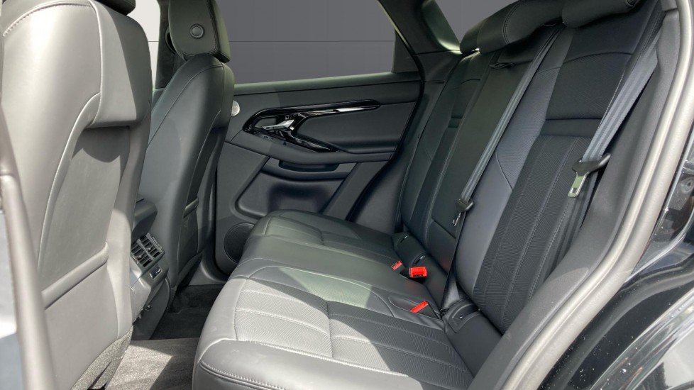 Land Rover Range Rover Evoque 2.0 D200 Autobiography 5dr Auto [Revised] Diesel Hatchback - Image 4