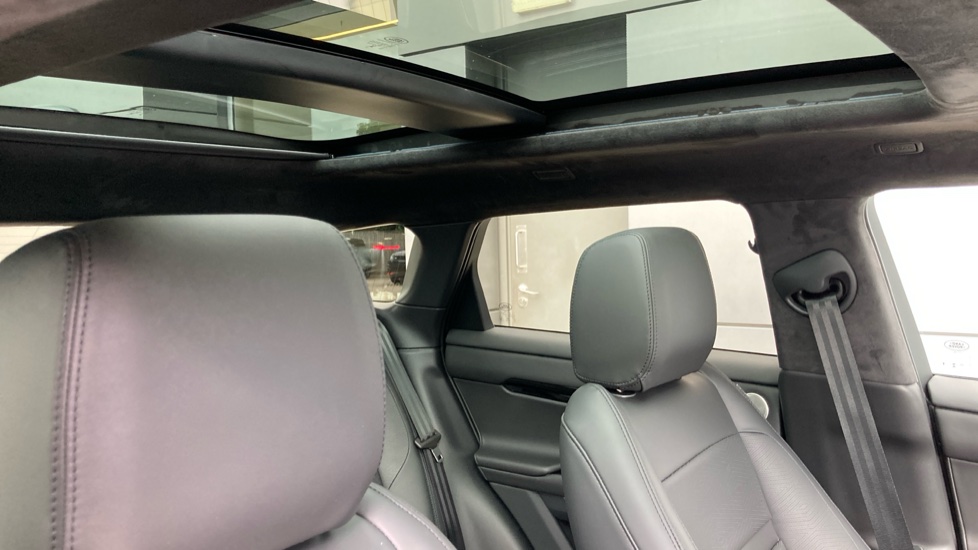 Land Rover Range Rover Evoque 2.0 D200 Autobiography 5dr Auto [Revised] Diesel Hatchback - Image 45