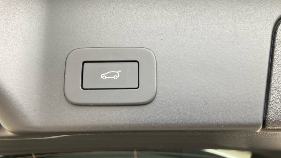 Land Rover Range Rover Evoque 2.0 D200 Autobiography 5dr Auto [Revised] Diesel Hatchback - Image 49