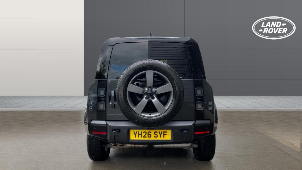 Land Rover Defender 3.0 D250 X-Dynamic SE 90 3dr Auto Diesel Estate - Image 6
