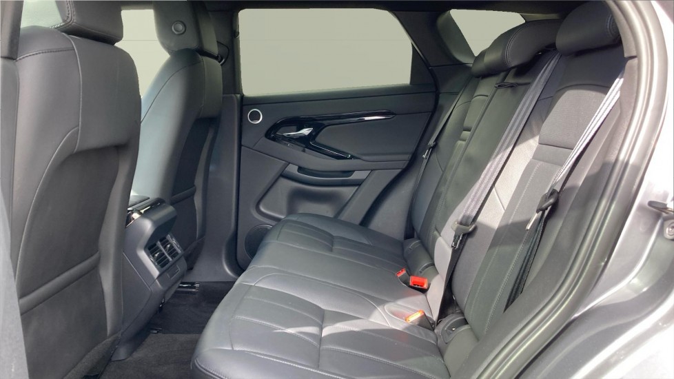 Land Rover Range Rover Evoque 2.0 D200 Dynamic SE 5dr Auto Diesel Hatchback - Image 4