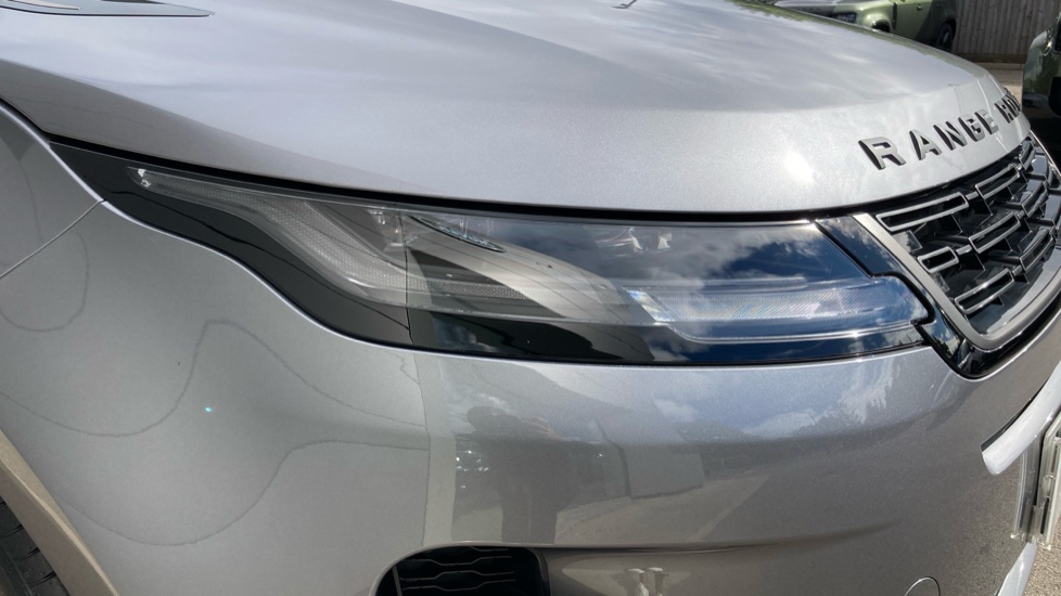 Land Rover Range Rover Evoque 2.0 D200 Dynamic SE 5dr Auto Diesel Hatchback - Image 17