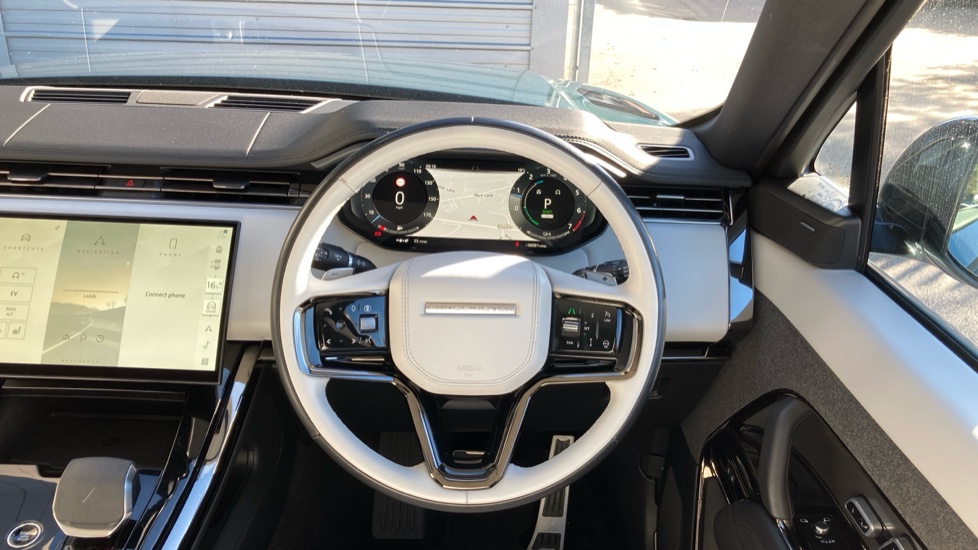 Land Rover Range Rover Sport 3.0 P460e Dynamic SE 5dr Auto Estate - Image 15