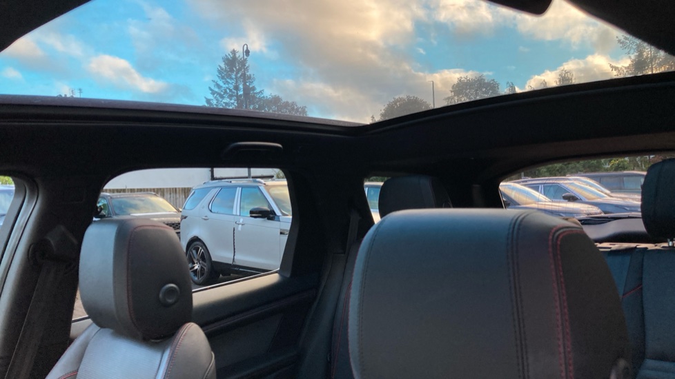 Land Rover Discovery Sport 1.5 P300e R-Dynamic HSE 5dr Auto [5 Seat] Station Wagon - Image 48