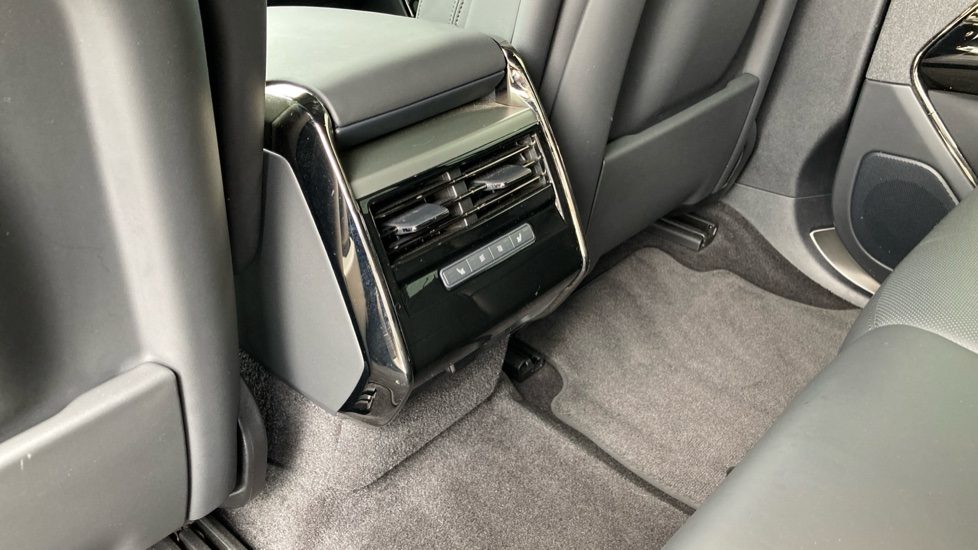 Land Rover Range Rover Sport 3.0 D250 Edition 5dr Auto Diesel Estate - Image 18