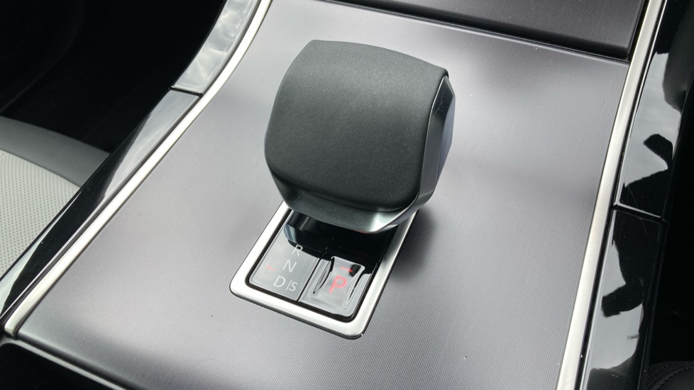 Land Rover Range Rover Evoque 2.0 D200 Dynamic SE 5dr Auto Diesel Hatchback - Image 13