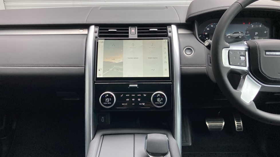 Land Rover Discovery 3.0 D350 Tempest 5dr Auto Diesel Station Wagon - Image 14