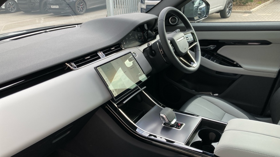 Land Rover Range Rover Evoque 2.0 D200 Edition 5dr Auto Diesel Hatchback - Image 43