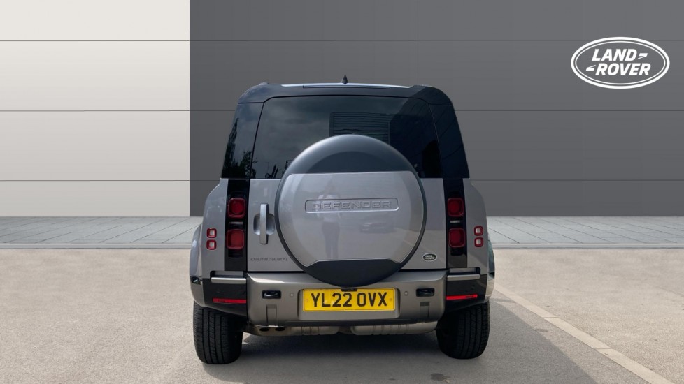 Land Rover Defender 3.0 D250 X-Dynamic S 110 5dr Auto [7 Seat] Diesel Estate - Image 6