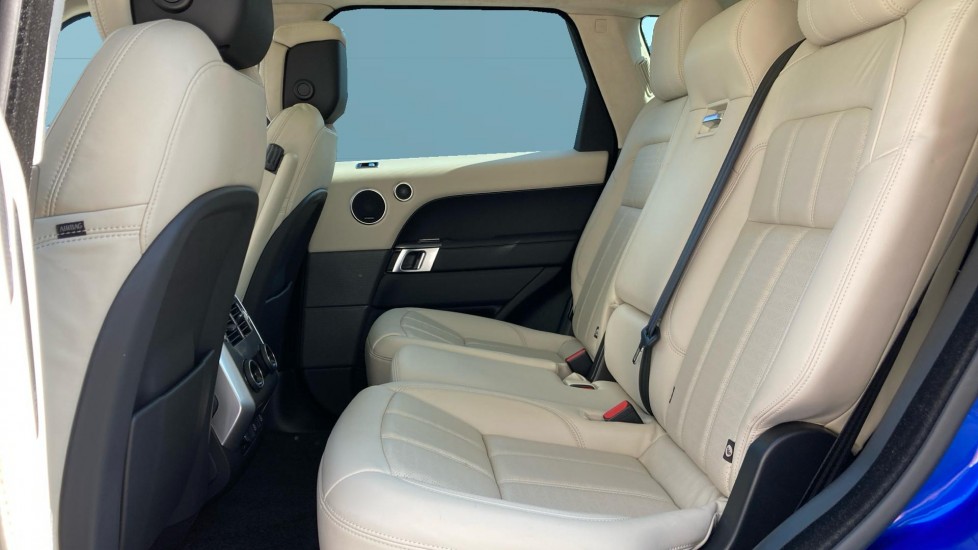 Land Rover Range Rover Sport 2.0 P400e Autobiography Dynamic 5dr Auto Estate - Image 4