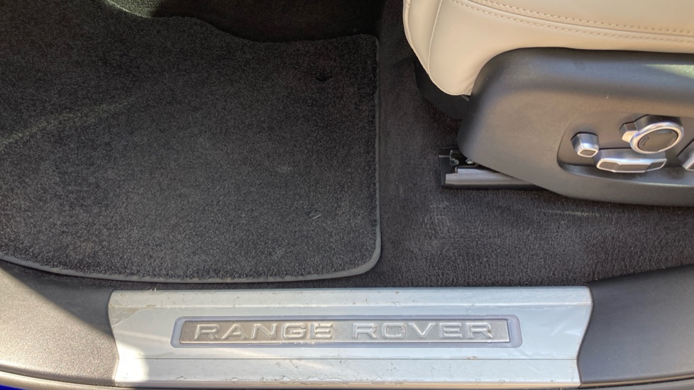 Land Rover Range Rover Sport 2.0 P400e Autobiography Dynamic 5dr Auto Estate - Image 49