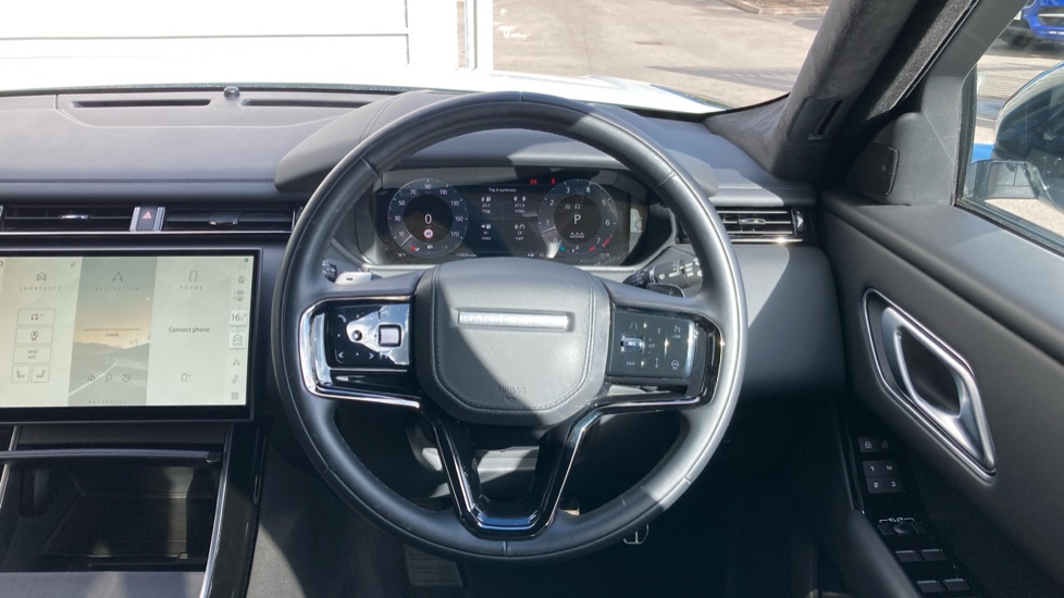 Land Rover Range Rover Velar 3.0 P400 MHEV Autobiography 5dr Auto Petrol Estate - Image 15