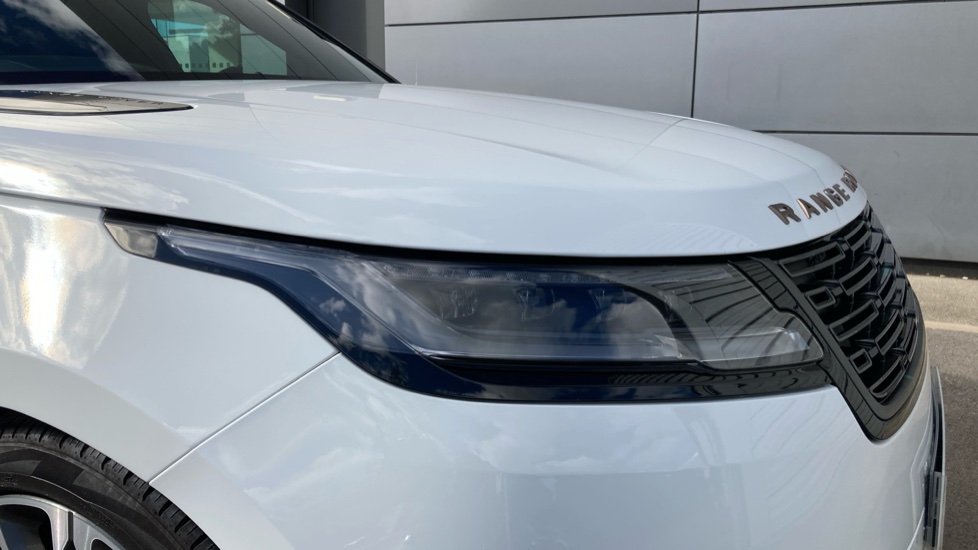 Land Rover Range Rover Velar 3.0 P400 MHEV Autobiography 5dr Auto Petrol Estate - Image 17