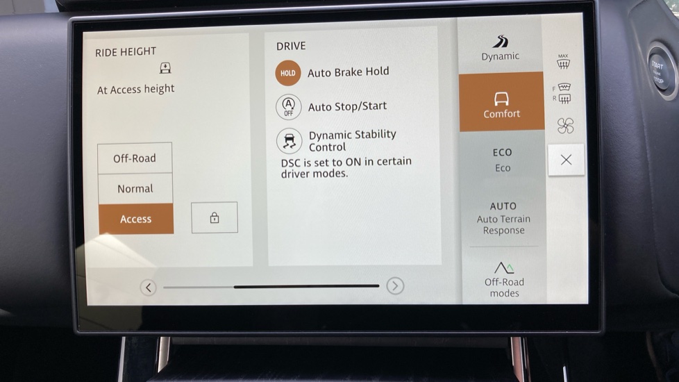 Land Rover Range Rover Velar 3.0 P400 MHEV Autobiography 5dr Auto Petrol Estate - Image 30