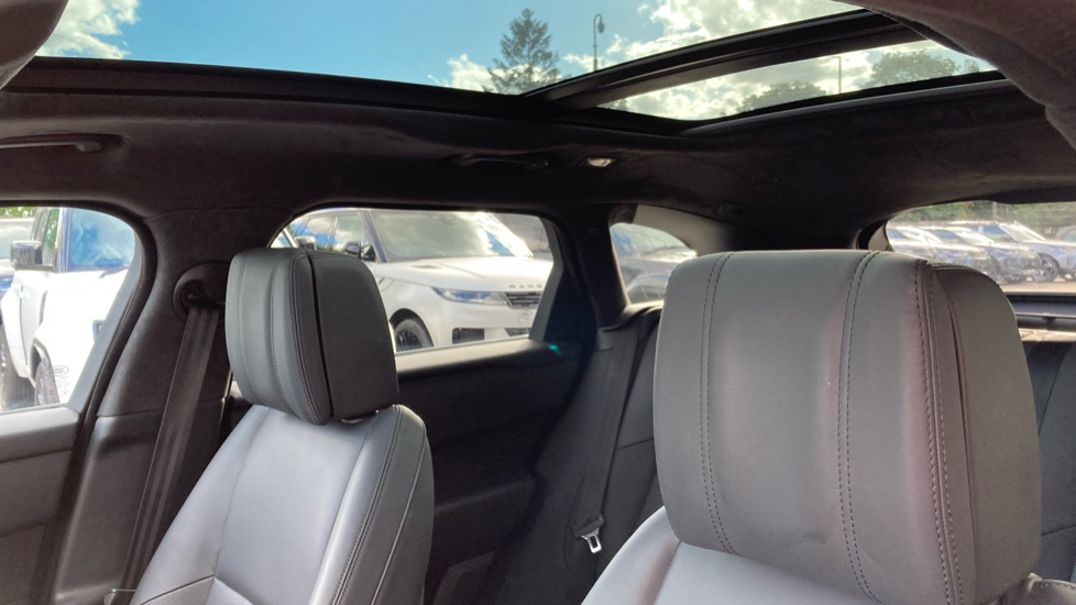 Land Rover Range Rover Velar 3.0 P400 MHEV Autobiography 5dr Auto Petrol Estate - Image 56
