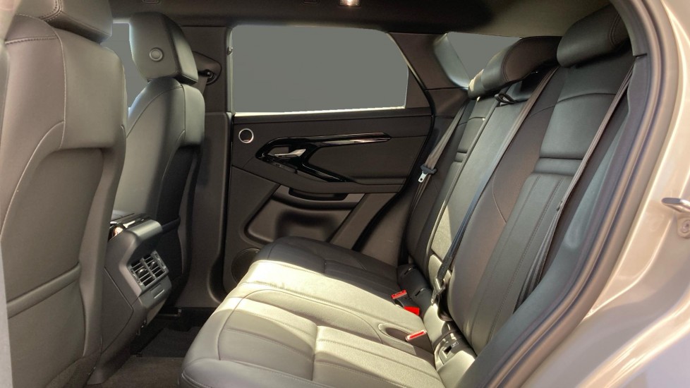 Land Rover Range Rover Evoque 2.0 D200 Edition 5dr Auto Diesel Hatchback - Image 4