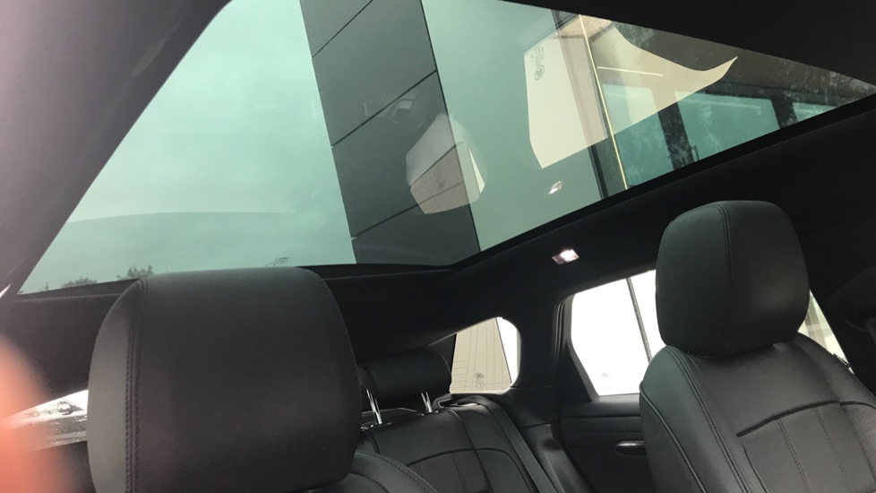 Land Rover Range Rover Evoque 1.5 P300e R-Dynamic HSE 5dr Auto Hatchback - Image 21