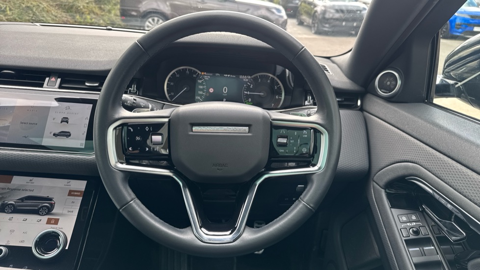 Land Rover Range Rover Evoque 1.5 P300e Evoque Edition 5dr Auto Hatchback - Image 15