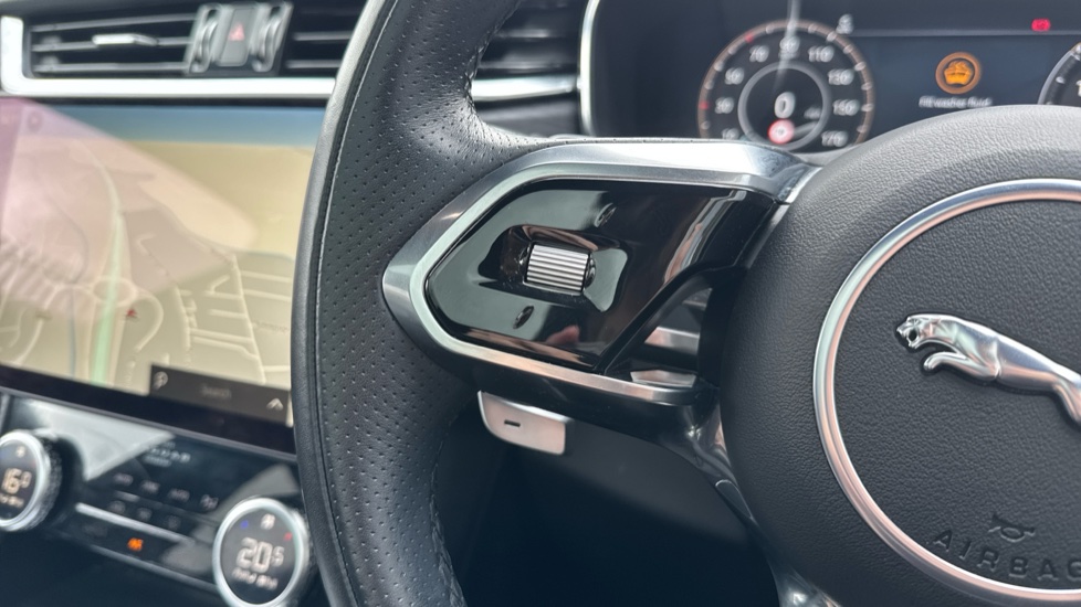 Jaguar F-Pace 2.0 P400e R-Dynamic Black 5dr Auto AWD Estate - Image 46