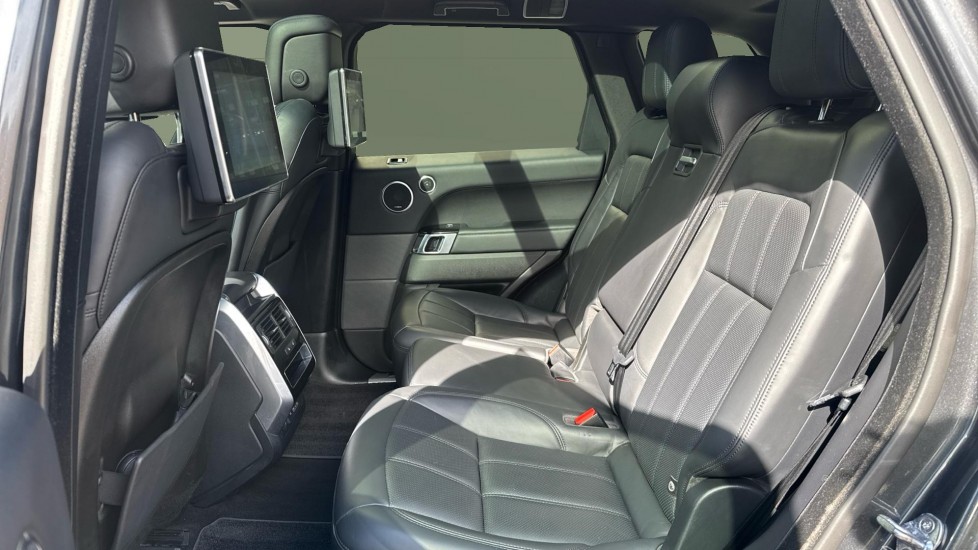 Land Rover Range Rover Sport 3.0 SDV6 HSE Dynamic 5dr Auto [7 Seat] Diesel Estate - Image 4