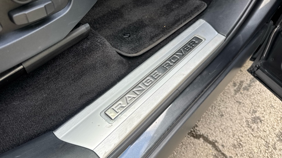 Land Rover Range Rover Sport 3.0 SDV6 HSE Dynamic 5dr Auto [7 Seat] Diesel Estate - Image 50