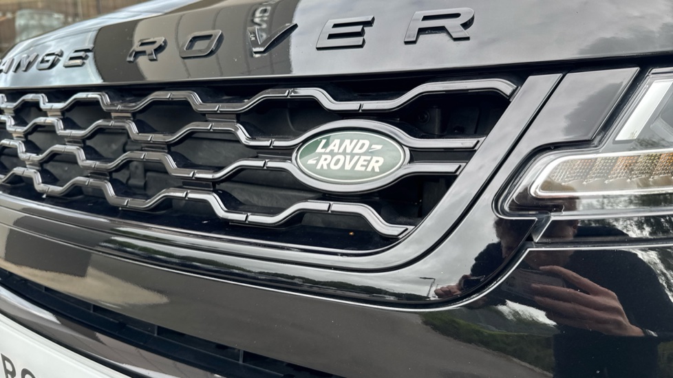 Land Rover Range Rover Evoque 2.0 D200 Evoque Edition 5dr Auto Diesel Hatchback - Image 33