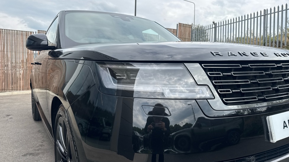 Land Rover Range Rover 3.0 D350 HSE LWB 4dr Auto [7 Seat] Diesel Estate - Image 17
