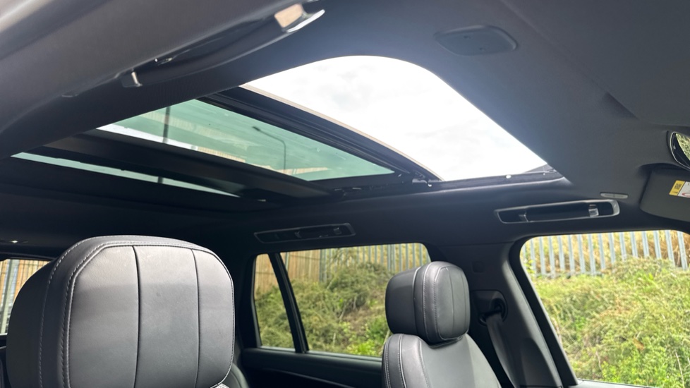 Land Rover Range Rover 3.0 D350 HSE LWB 4dr Auto [7 Seat] Diesel Estate - Image 52