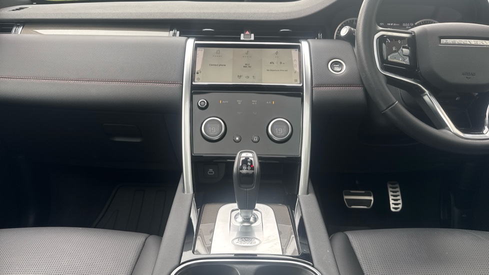 Land Rover Discovery Sport 1.5 P300e Urban Edition 5dr Auto [5 Seat] Station Wagon - Image 14