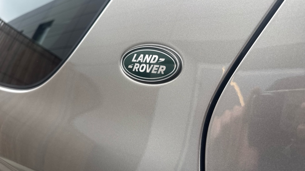 Land Rover Discovery Sport 1.5 P300e Urban Edition 5dr Auto [5 Seat] Station Wagon - Image 25