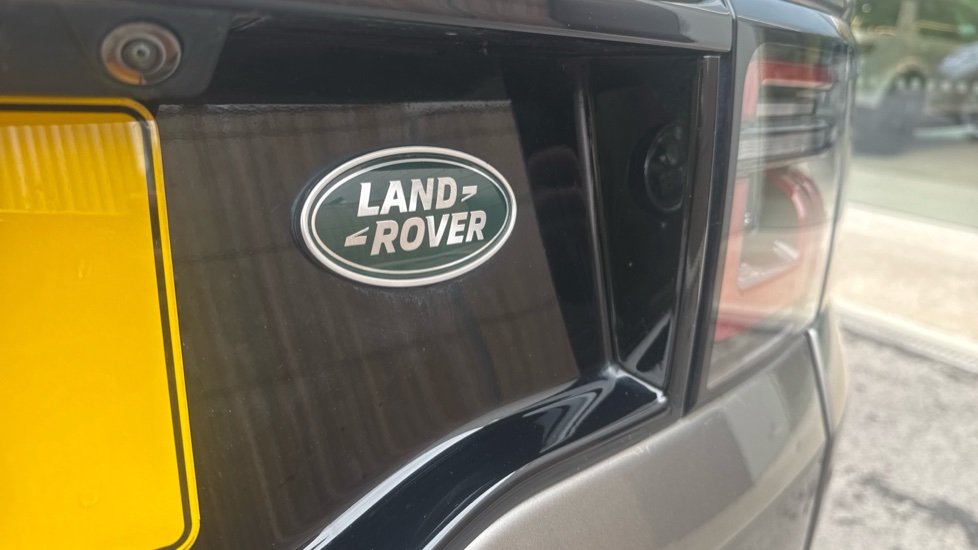 Land Rover Discovery Sport 1.5 P300e Urban Edition 5dr Auto [5 Seat] Station Wagon - Image 27