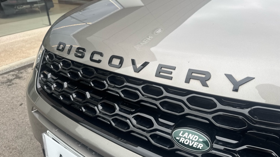 Land Rover Discovery Sport 1.5 P300e Urban Edition 5dr Auto [5 Seat] Station Wagon - Image 35