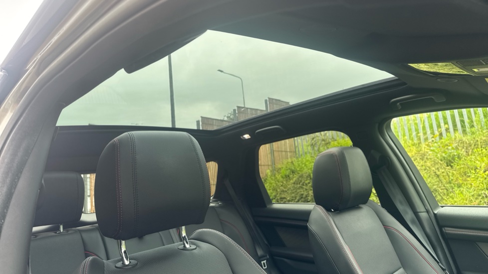 Land Rover Discovery Sport 1.5 P300e Urban Edition 5dr Auto [5 Seat] Station Wagon - Image 47