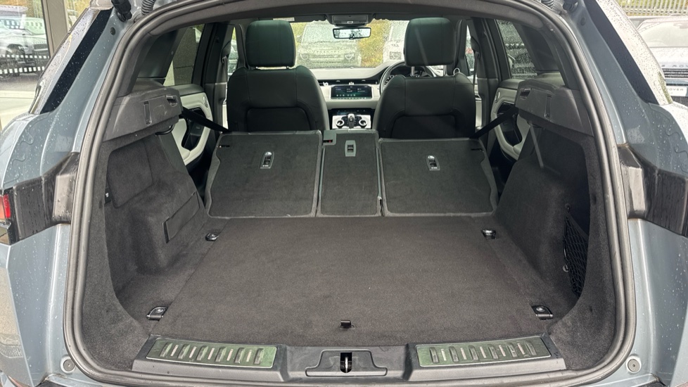Land Rover Range Rover Evoque 2.0 D180 First Edition 5dr Auto Diesel Hatchback - Image 10