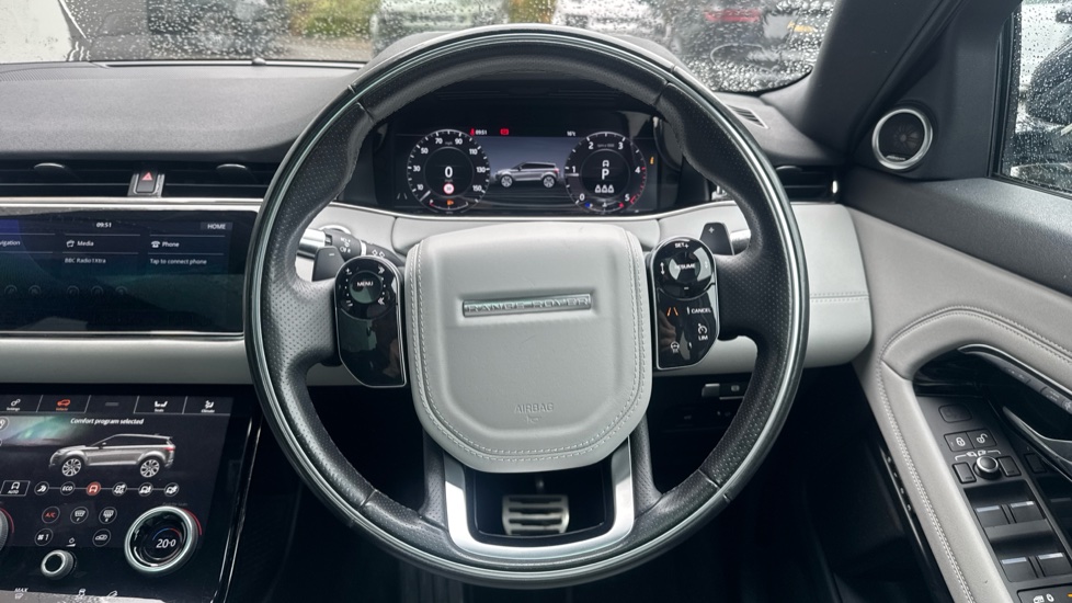 Land Rover Range Rover Evoque 2.0 D180 First Edition 5dr Auto Diesel Hatchback - Image 15