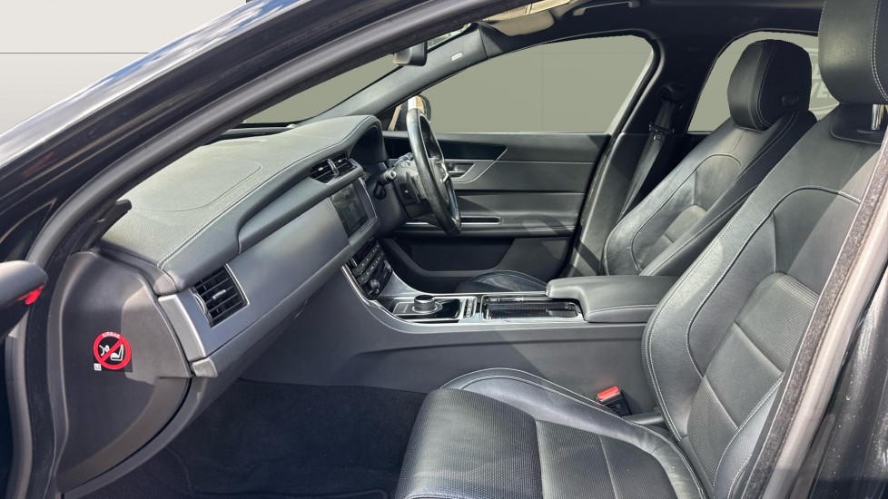 Jaguar XF 2.0d [180] R-Sport 4dr Auto Diesel Saloon - Image 3