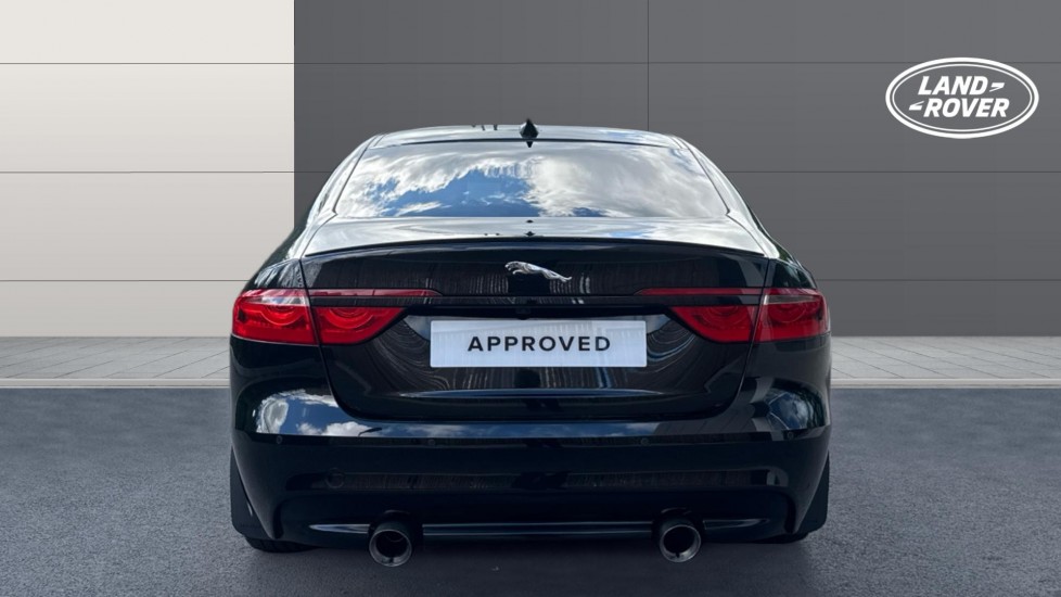 Jaguar XF 2.0d [180] R-Sport 4dr Auto Diesel Saloon - Image 6