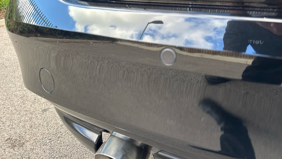 Jaguar XF 2.0d [180] R-Sport 4dr Auto Diesel Saloon - Image 27