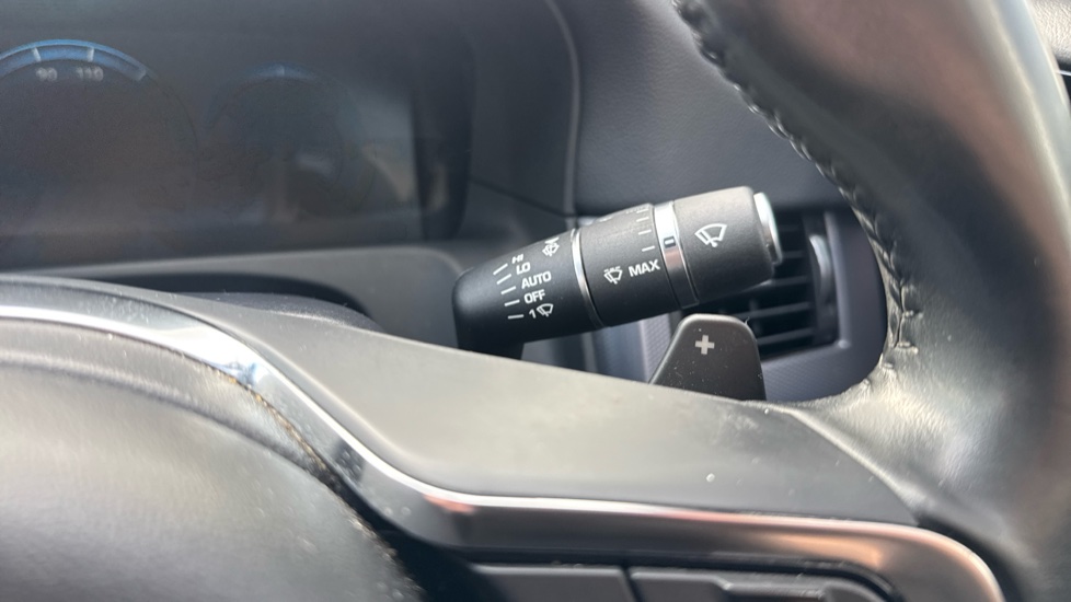 Jaguar XF 2.0d [180] R-Sport 4dr Auto Diesel Saloon - Image 43