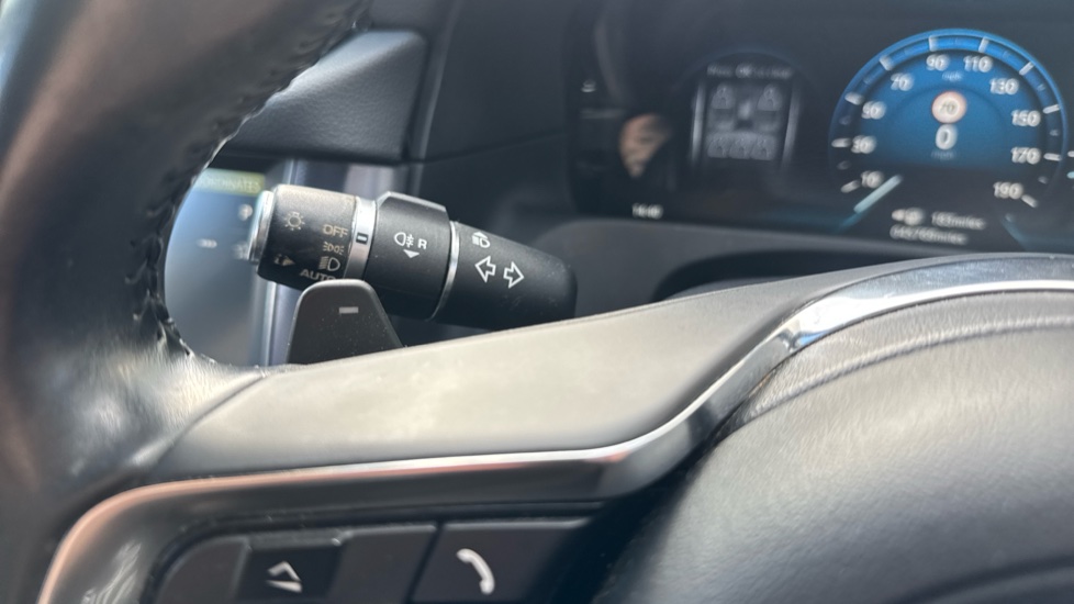 Jaguar XF 2.0d [180] R-Sport 4dr Auto Diesel Saloon - Image 44