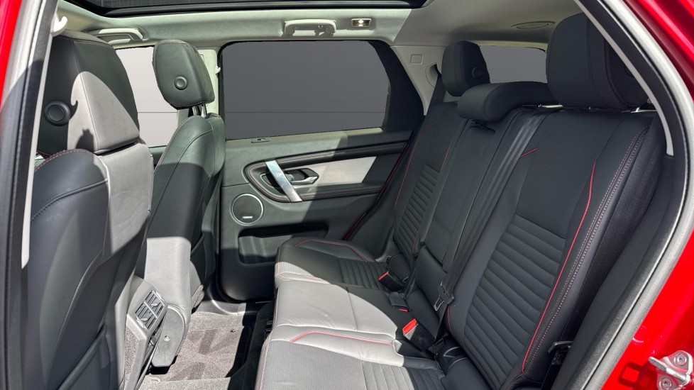 Land Rover Discovery Sport 1.5 P300e R-Dynamic HSE 5dr Auto [5 Seat] Station Wagon - Image 4