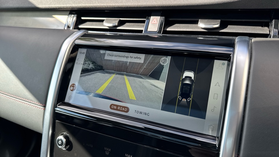 Land Rover Discovery Sport 1.5 P300e R-Dynamic HSE 5dr Auto [5 Seat] Station Wagon - Image 12